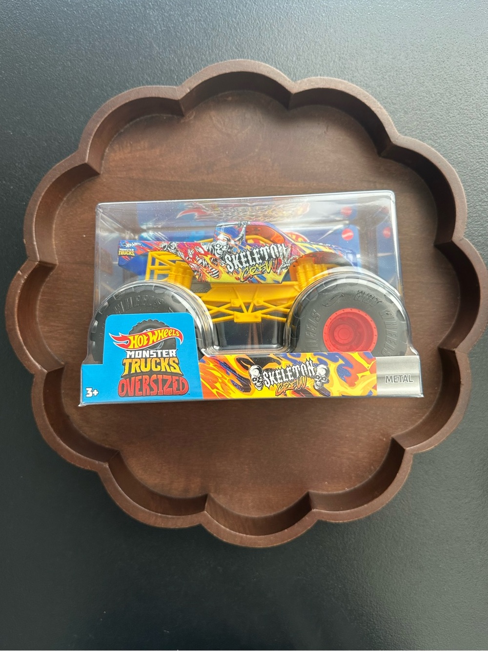 Oversized Hot Wheels Monster Trucks ~ Skeleton Crew